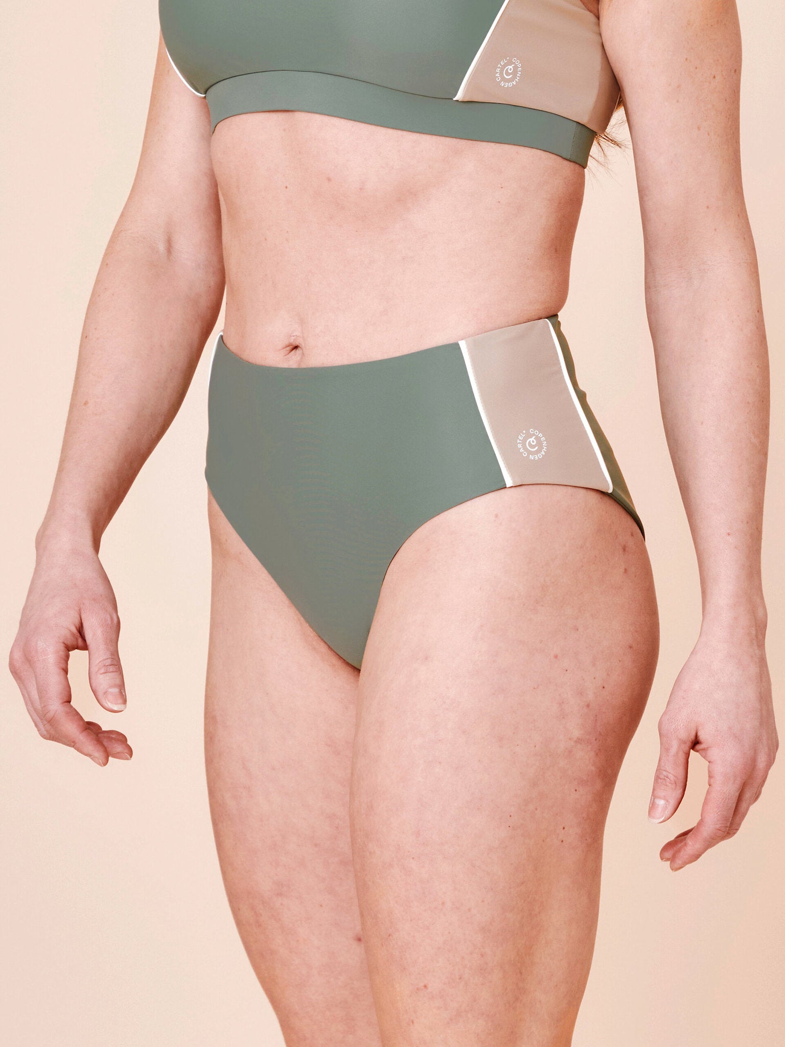 Ubud Colorblock højtaljet bikini underdel - Army/Sand
