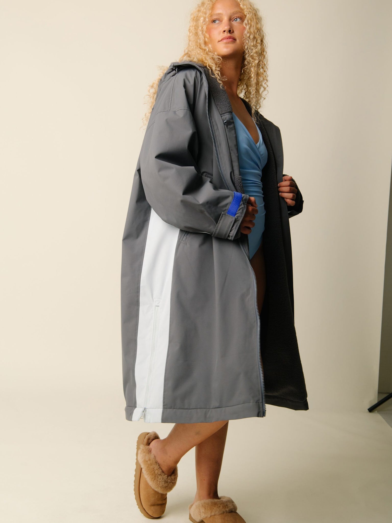 Nordic Fleece Changing Robe - Charcoal