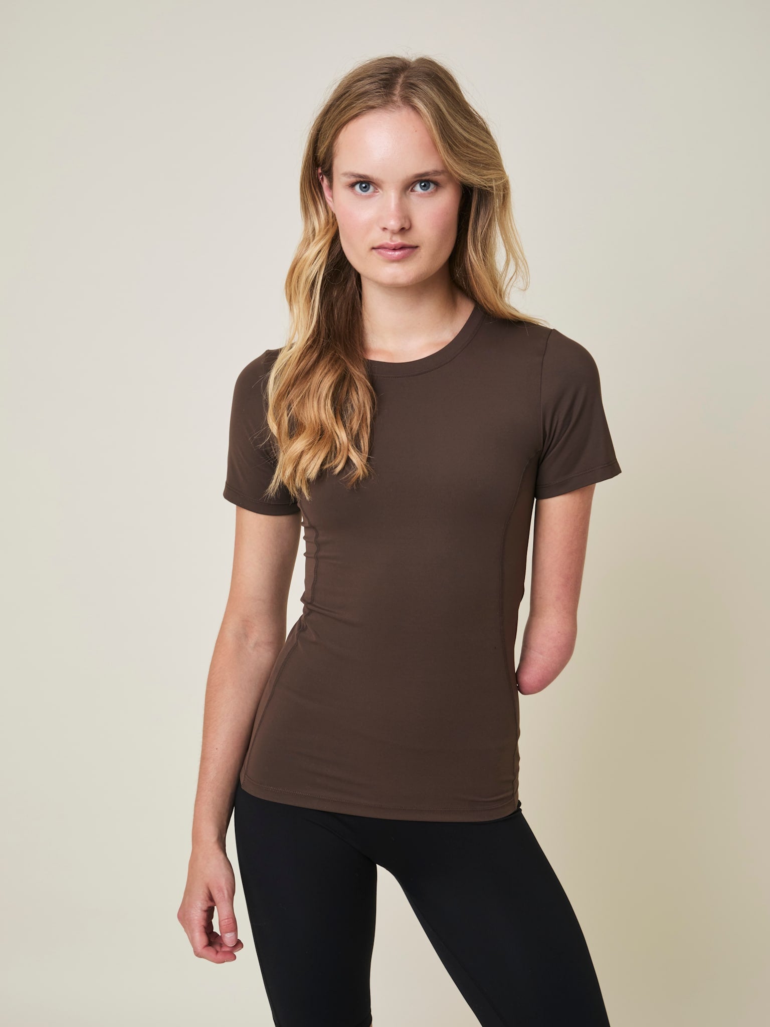Ally Basic T-shirt - Arabica