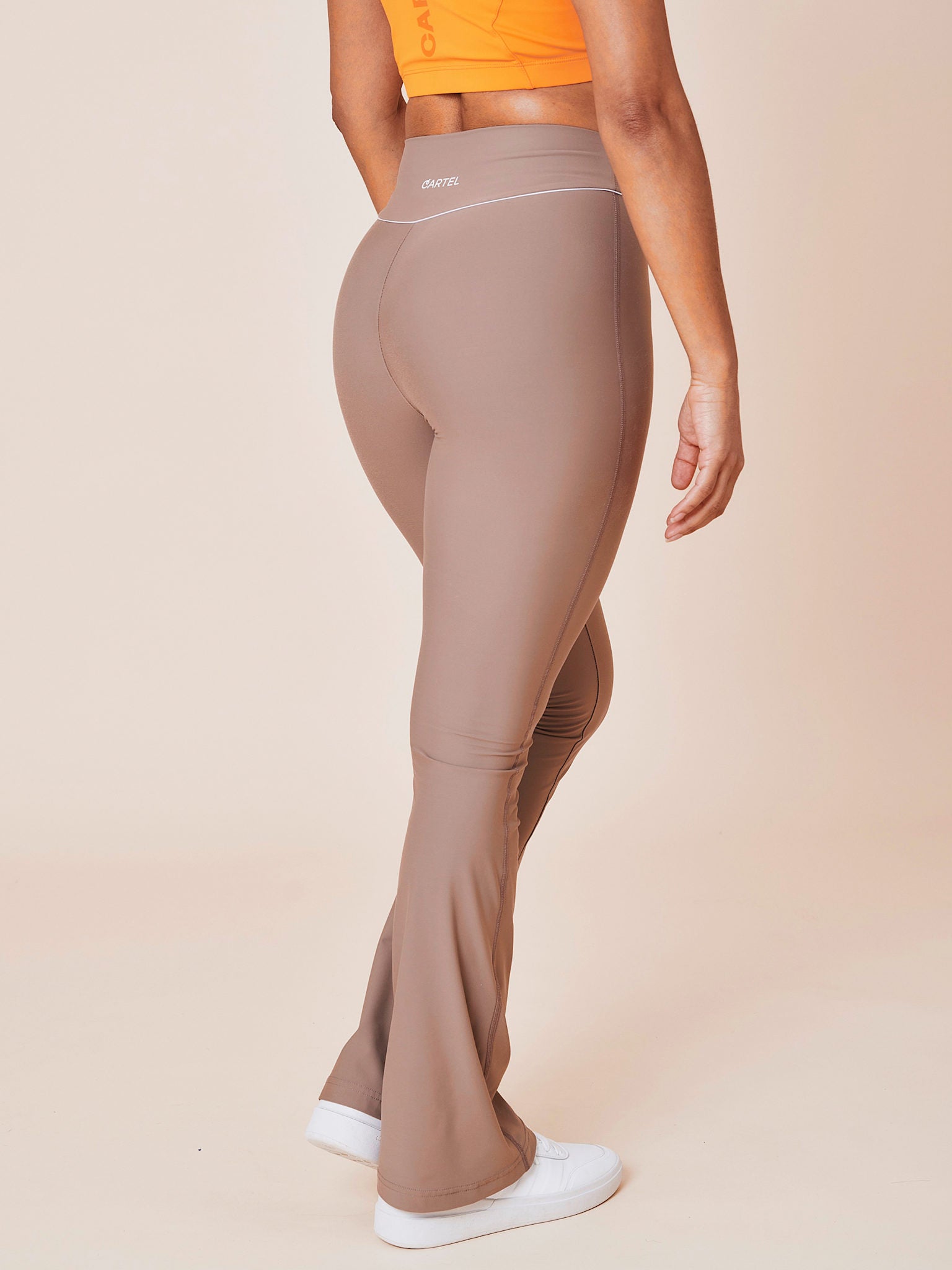 Peak high-waist flared brushed leggings - Hazel