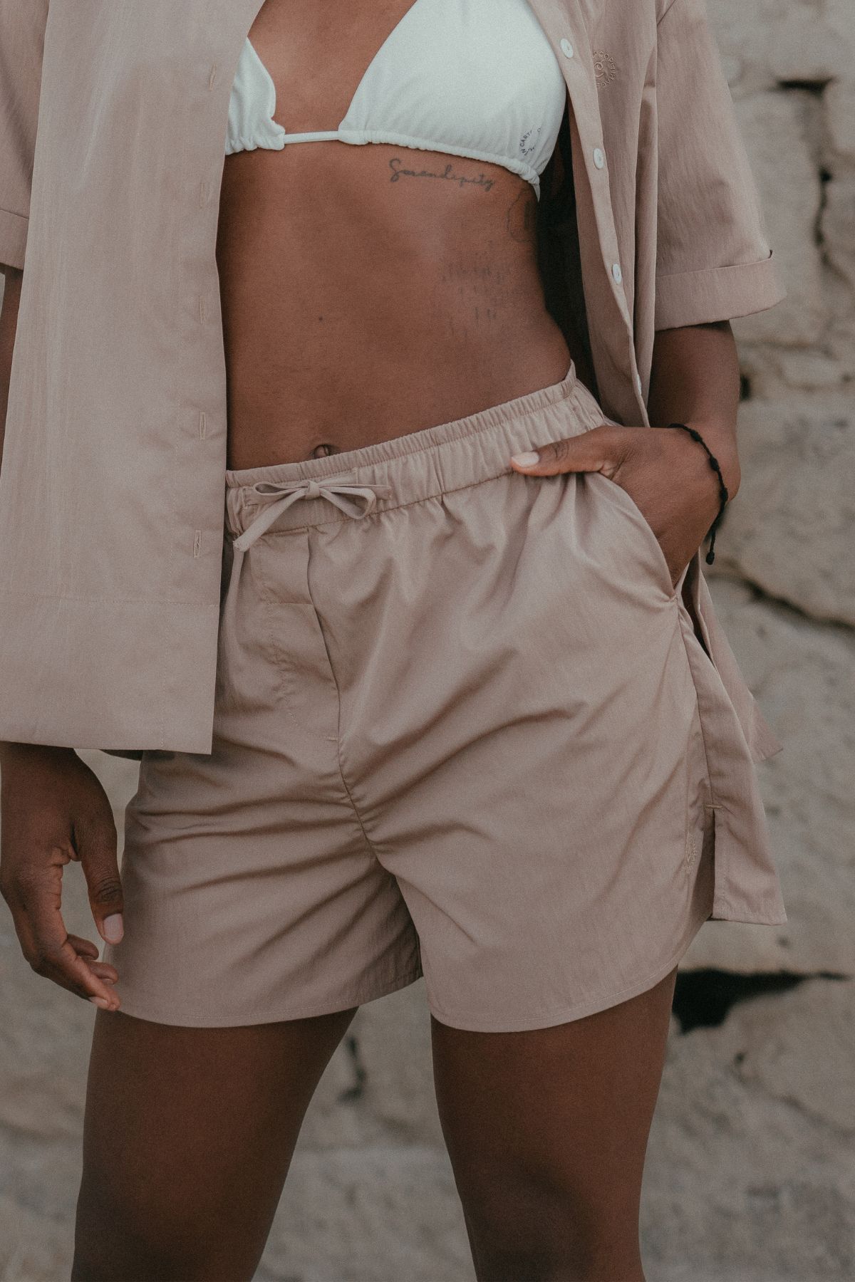 Wave high-waist shorts - Taupe