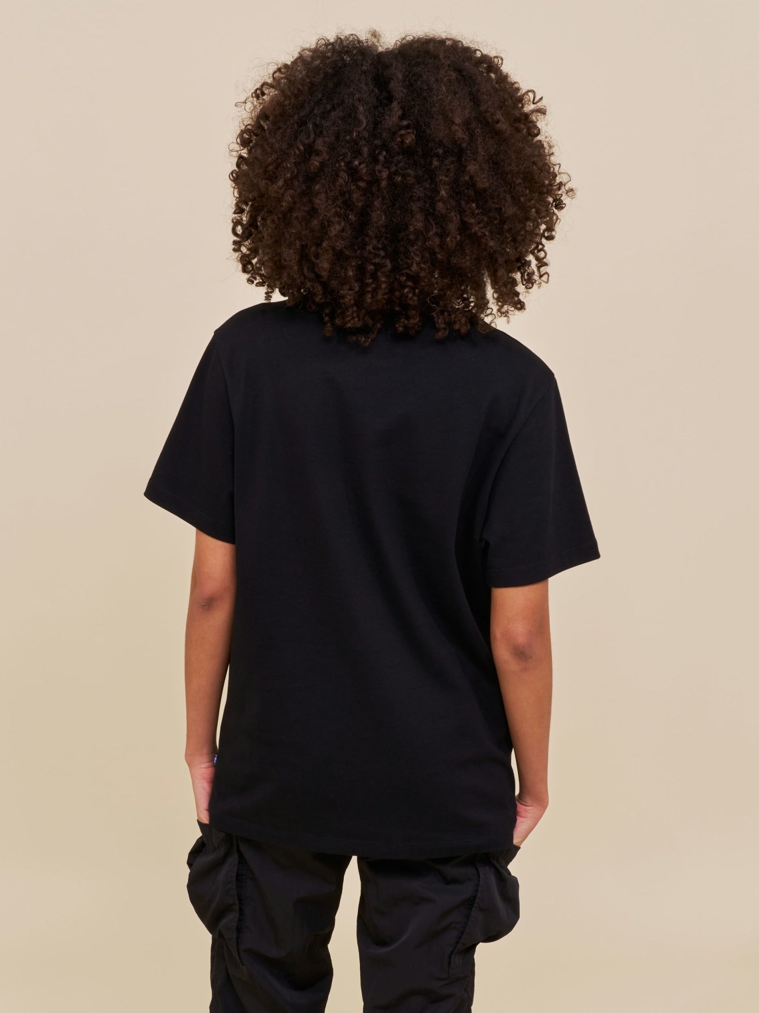 Cartel Scallop Embroidered Tee - Nero